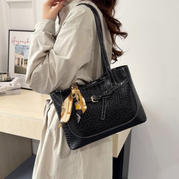 মহিলাদের স্টাইলিশ Shoulder Tote Bag - অফিস ও ভ্রমণের জন্য সেরা হ্যান্ডব্যাগ | Bangladesh